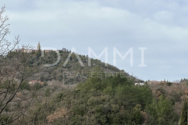 ISTRA, LABIN/RABAC Građevinsko zemljište 866 m2 s dozvolom i pogledom