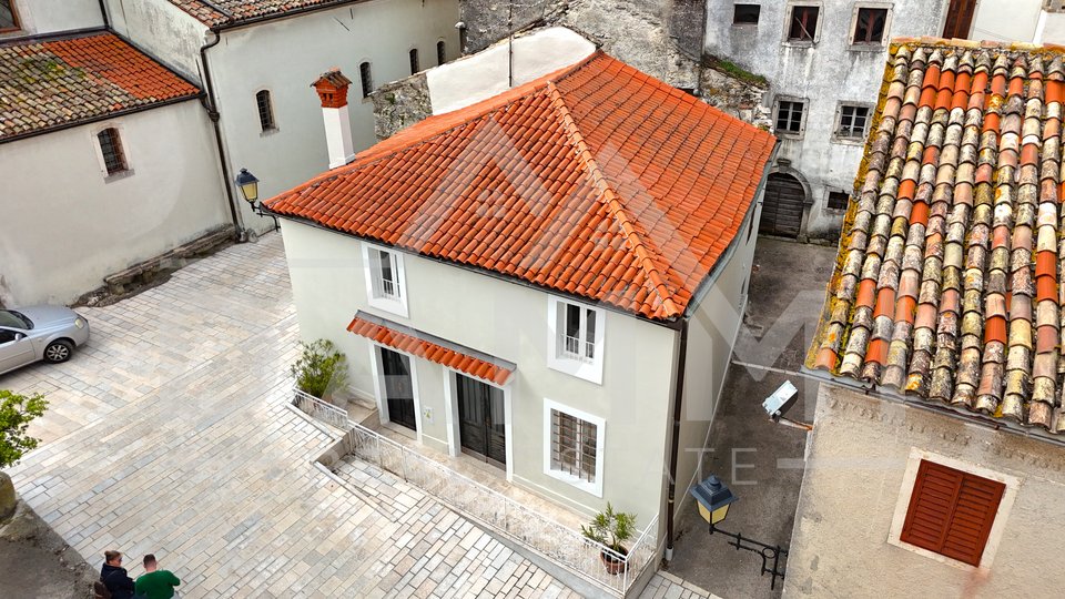 ISTRIA, PIĆAN - House in center of old town Pićan