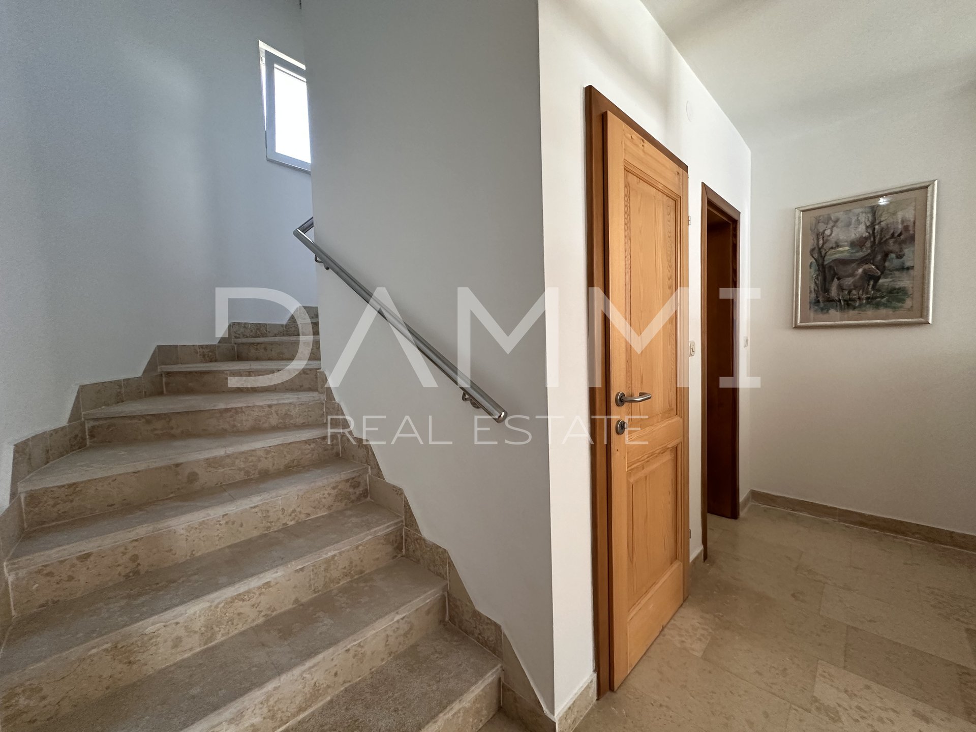 ISTRA, MEDULIN - Luxury house with swimming pool