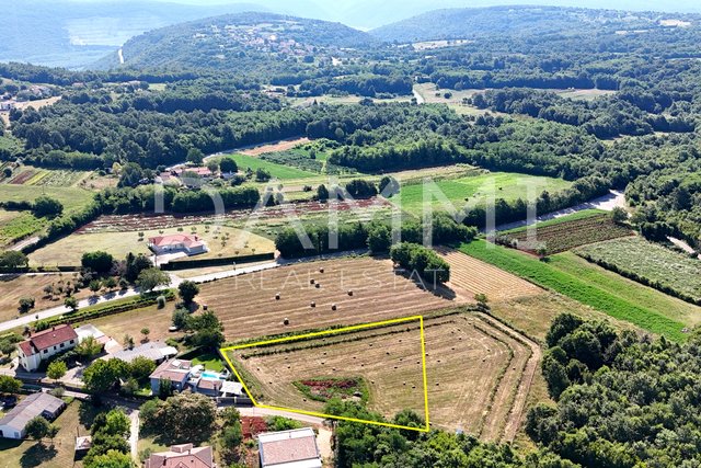 ISTRIA, BARBAN - Terreno edificabile con infrastrutture 2998 m2