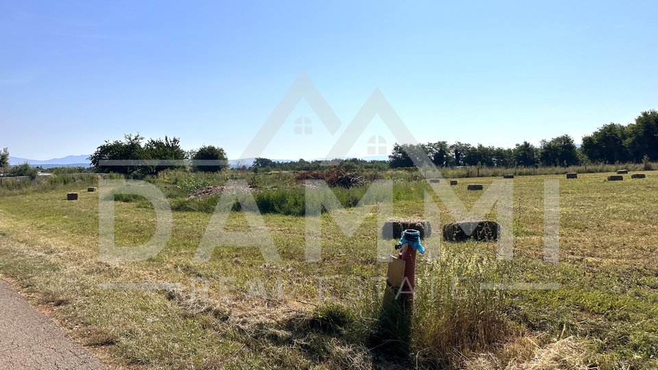 ISTRIA, BARBAN - Building land with infrastructure 2998 m2