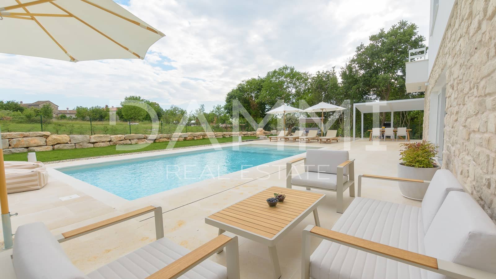 ISTRIA, ŽMINJ - Perfect Villa with big garden and pool