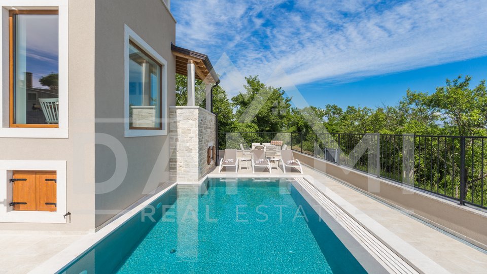 ISTRIA, BUJE - Beautiful villa with a view of the sea and nature