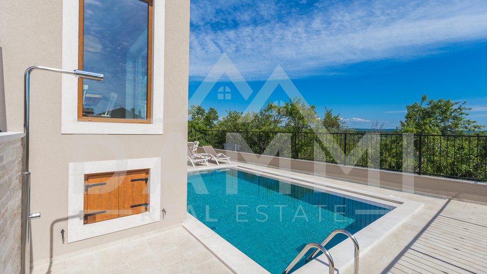 ISTRIA, BUJE - Beautiful villa with a view of the sea and nature