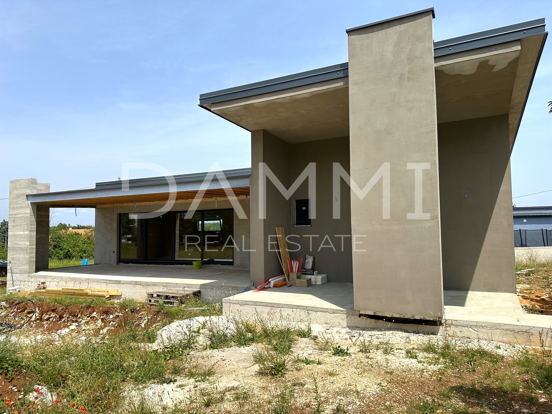 ISTRIEN, ŽMINJ - Neues Haus mit Schwimmbad und großem Garten 1000m2