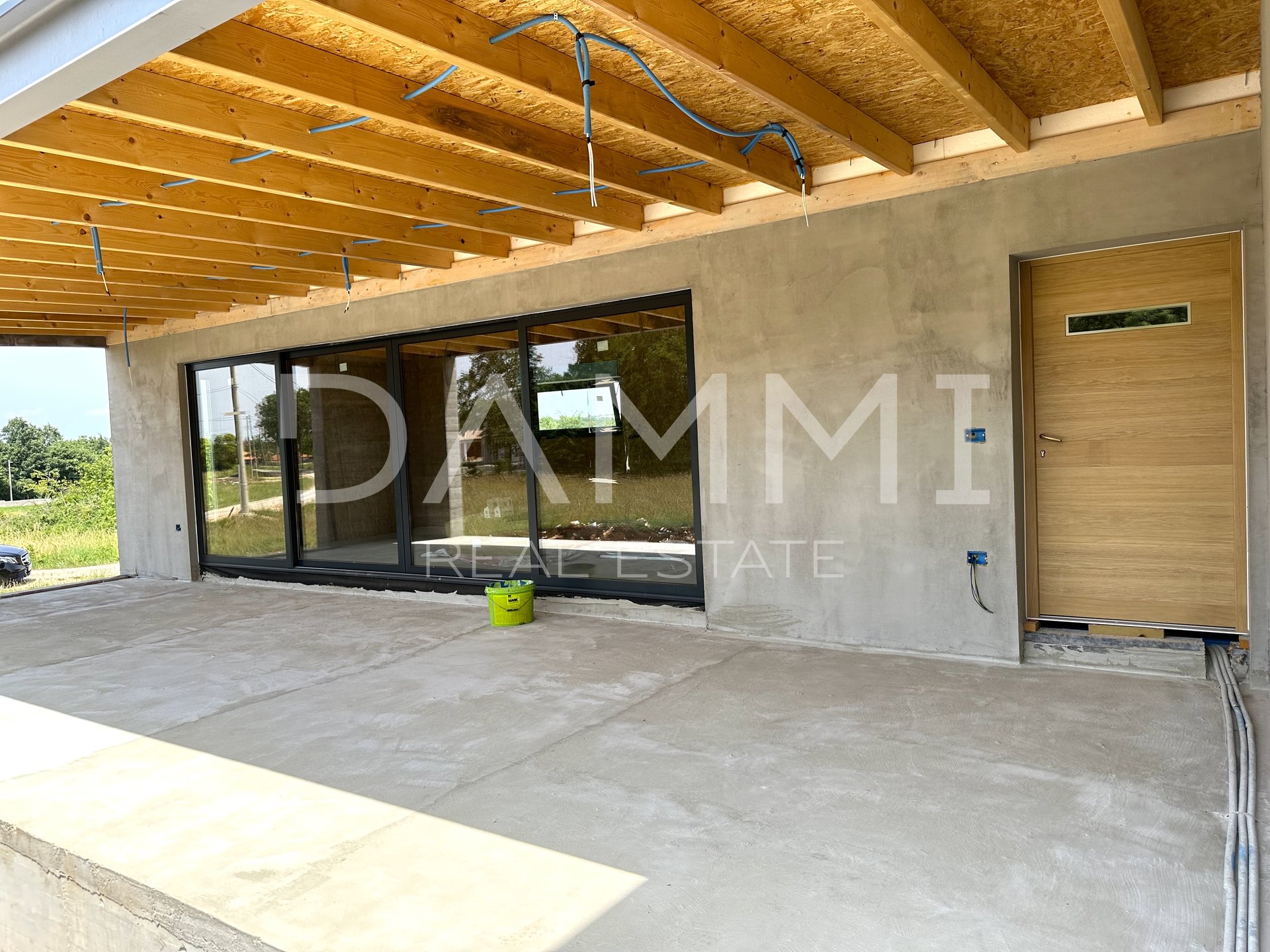 ISTRIEN, ŽMINJ - Neues Haus mit Schwimmbad und großem Garten 1000m2