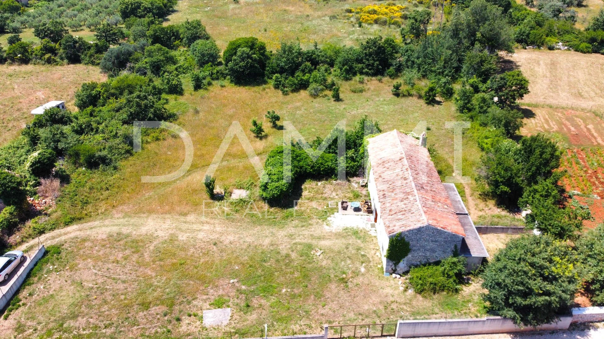 ISTRIEN, GALIŽANA - Traditionelles Steinhaus mit großem Garten und Blick auf das Meer