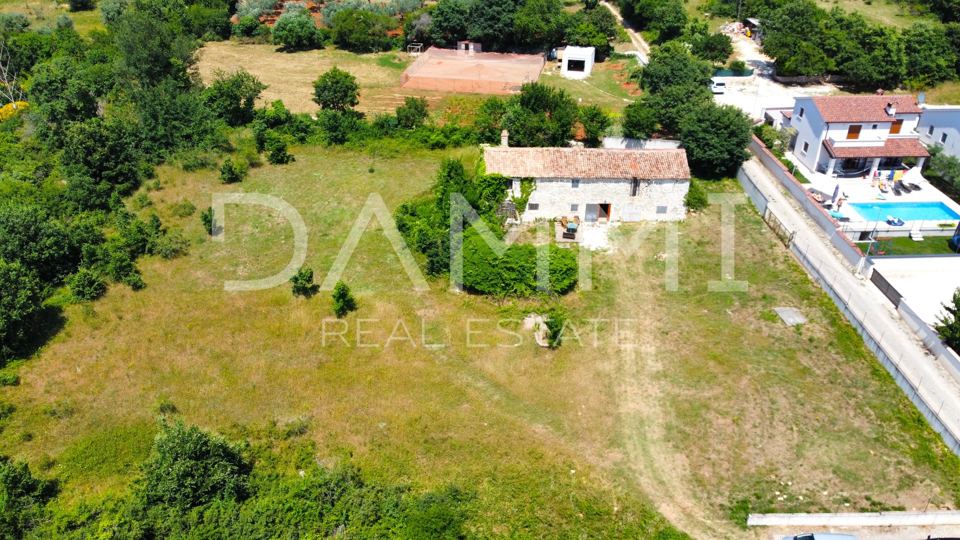 ISTRIEN, GALIŽANA - Traditionelles Steinhaus mit großem Garten und Blick auf das Meer