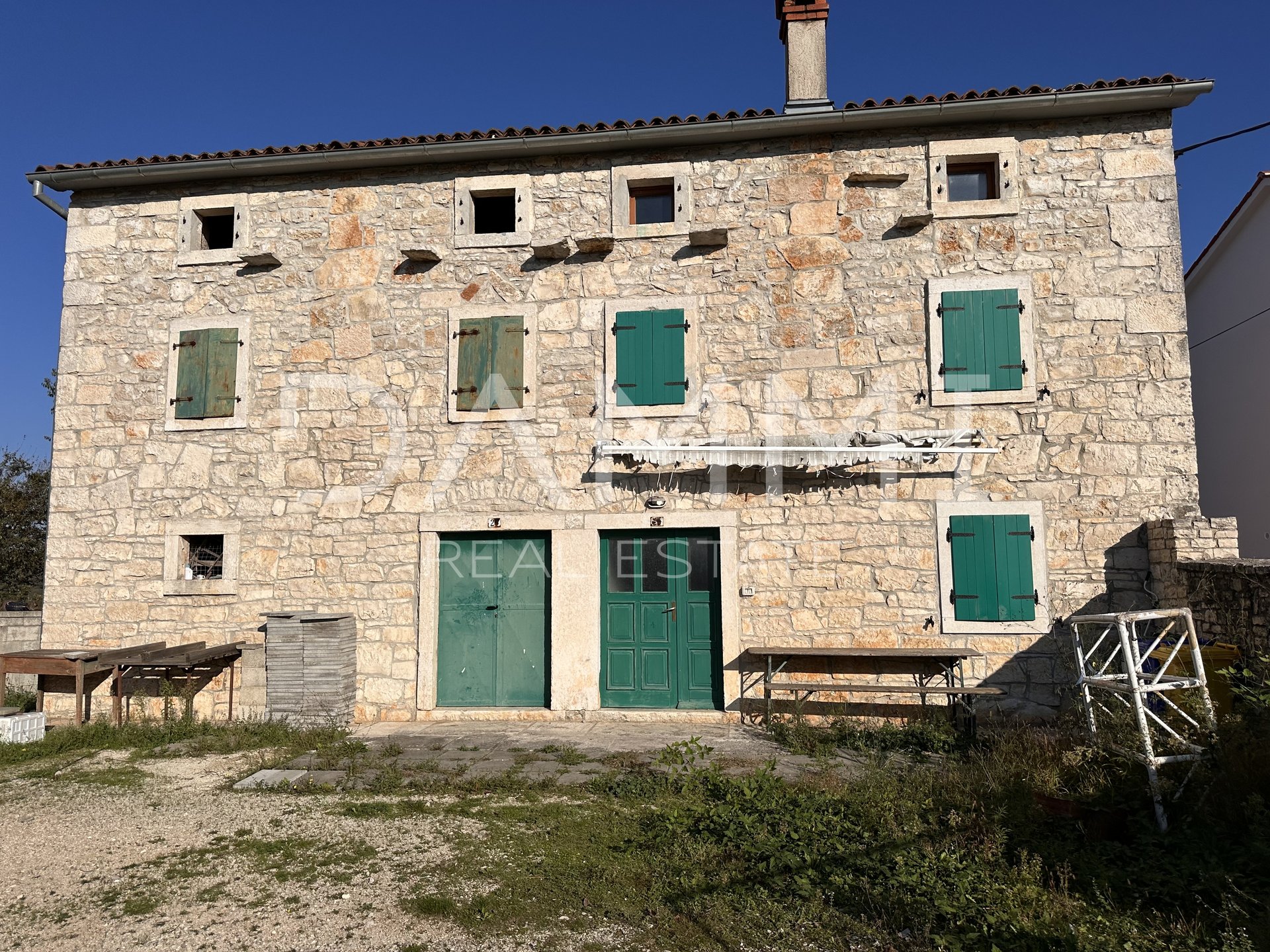 ISTRIA, ROVINJ - Stone house 120m2 with 4 bedrooms 13 km from Rovinj