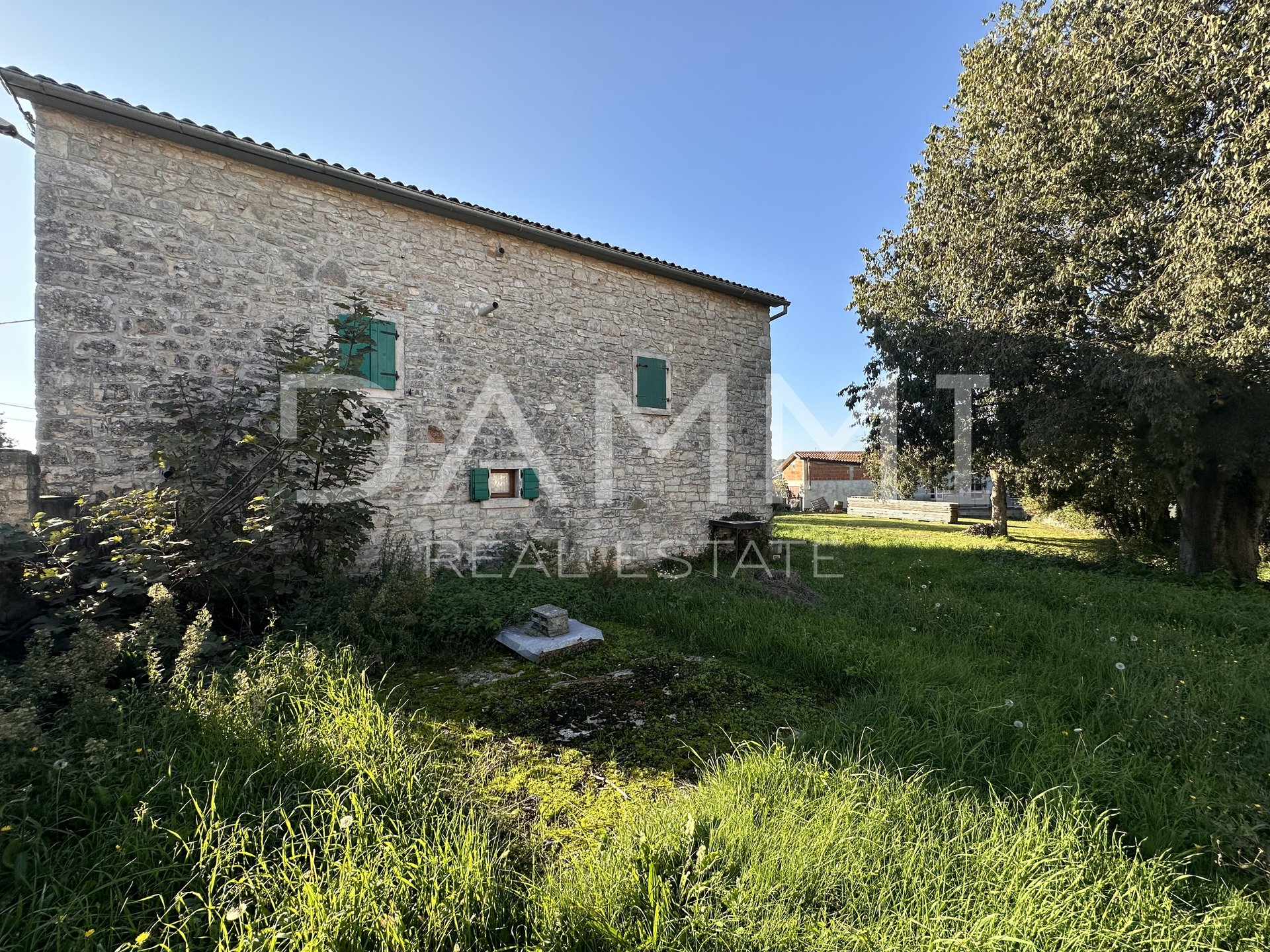 ISTRIA, ROVINJ - Stone house 120m2 with 4 bedrooms 13 km from Rovinj