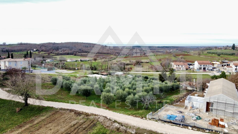VIŽINADA - Building plot with a panoramic view of the sea