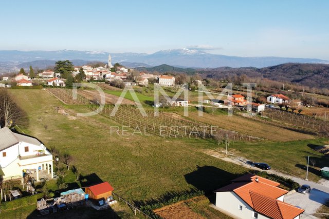 CENTRAL ISTRIA, PAZIN - Beautiful building land with good view 1750m2