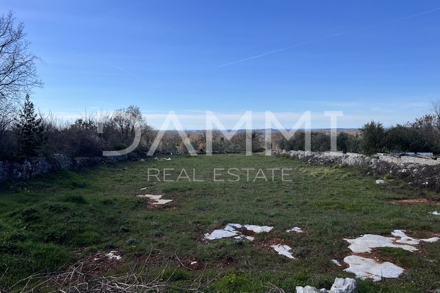 ISTRIA, KANFANAR - BUILDING LAND WITH SEA VIEW