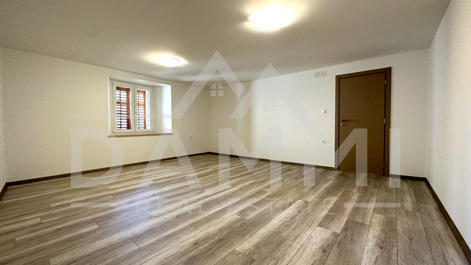 ISTRIA, PAZIN - Apartment on first floor with 3 bedrooms