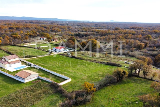 ISTRIA, SVETVINCENAT - Beautiful building plots for sale 517-763 m2